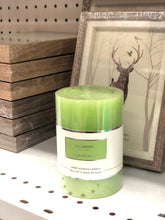 Load image into Gallery viewer, GREEN SCENTED PILLAR CANDLE --LEMONGRASS
