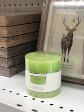 Load image into Gallery viewer, GREEN SCENTED PILLAR CANDLE --LEMONGRASS
