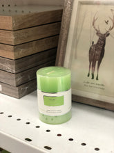 Load image into Gallery viewer, GREEN SCENTED PILLAR CANDLE --LEMONGRASS
