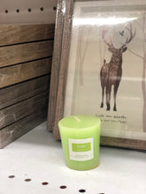 Load image into Gallery viewer, GREEN SCENTED PILLAR CANDLE --LEMONGRASS
