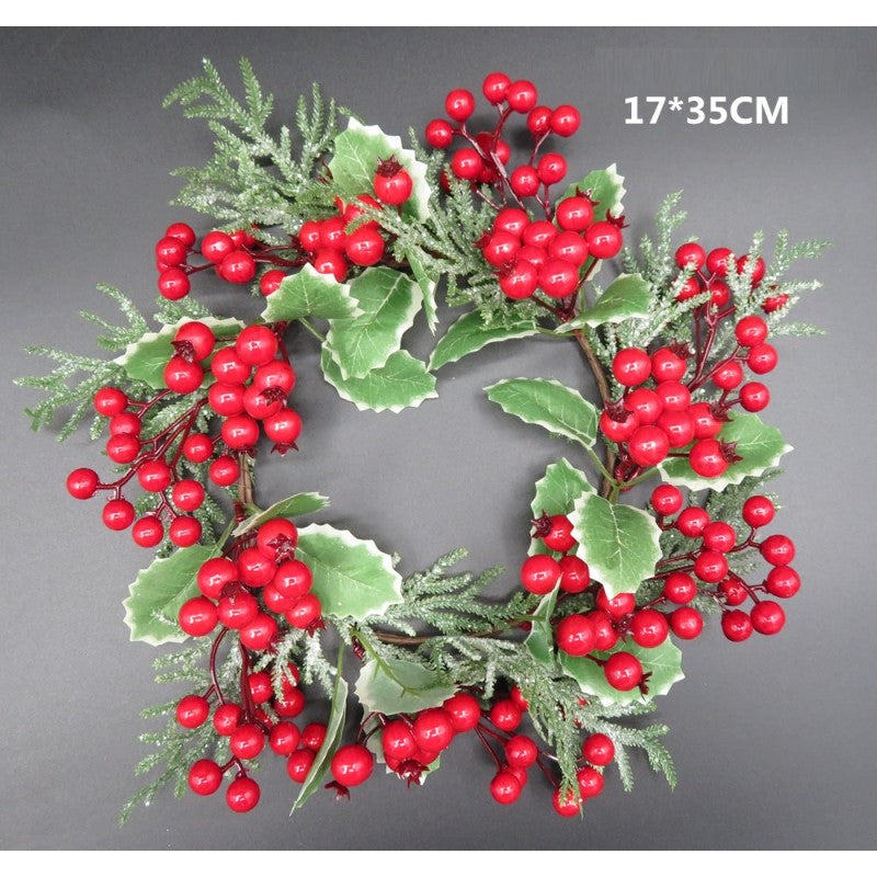 BERRY & PINE LEAF WREATH 17/35CM DIA